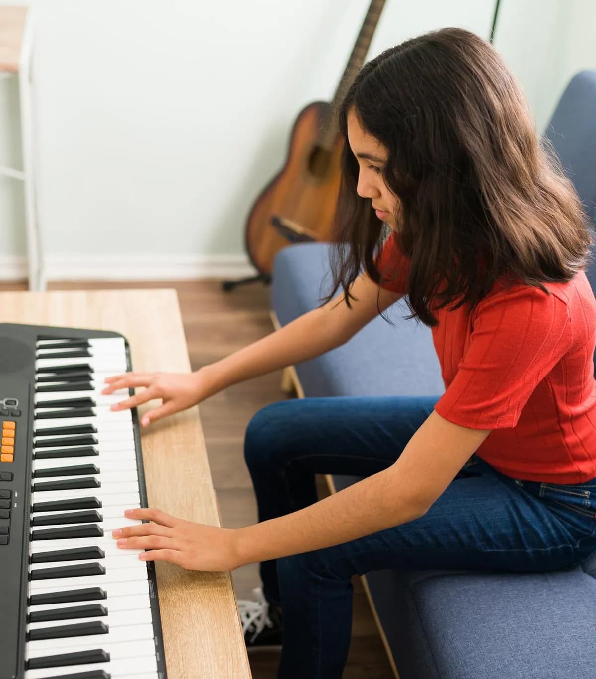 Piano lesson in progress